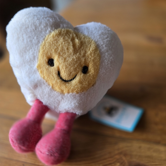 Jellycat Amuseables Heart Boiled Egg 4.7x4.7x2.4" Soft & Plush BNWT Authentic - Picture 4 of 7